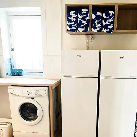 Wisteria Dom wakacyjny Saint-Denis-de-Gastines