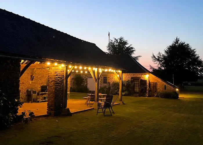 Wisteria * Saint-Denis-de-Gastines